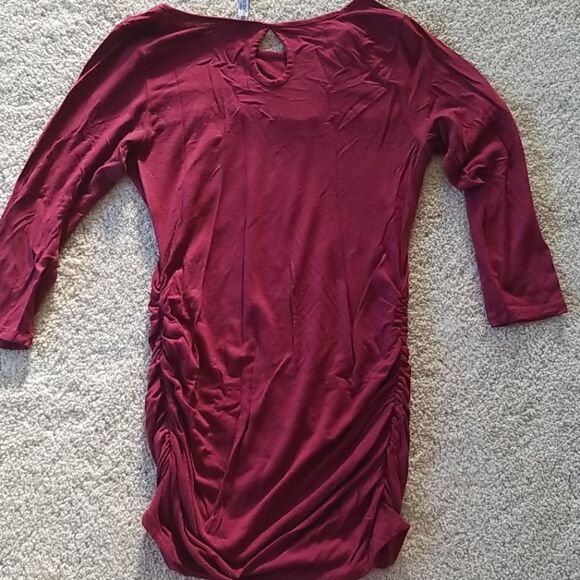 2 for $10! Belly by Design Dark Red Top w/ Black Lace Detail - Picture 4 of 5